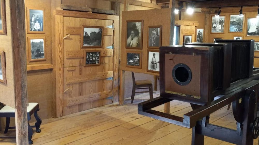 Hugh Mangum Museum of Photography