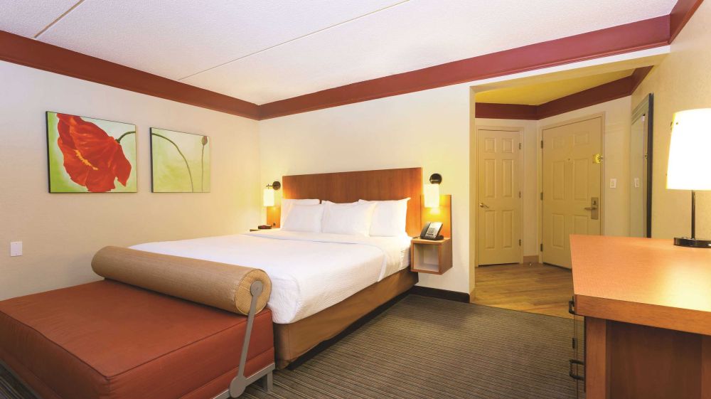 La Quinta Inn & Suites by Wyndham Raleigh/Durham Southpoint